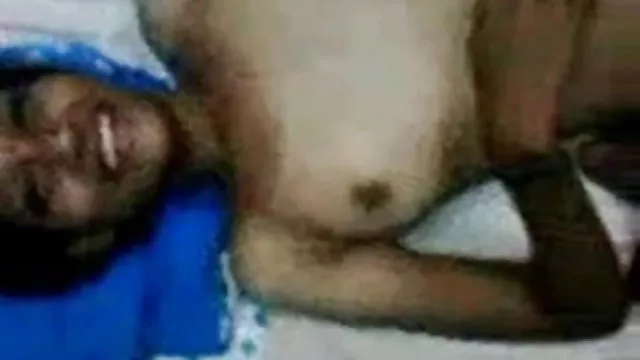 गर्म अश्लील कोई पंजीकरण  एशियाई गुड़िया चेहरे हो जाता सेक्सी मूवी हिंदी सेक्सी मूवी है