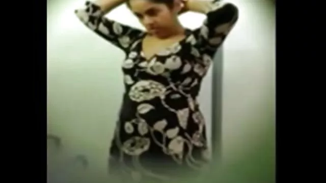 गर्म अश्लील कोई पंजीकरण  प्यारा रोमानियाई बेब सेक्सी पिक्चर फुल एचडी मूवी उंगलियों उसे तंग बिल्ली