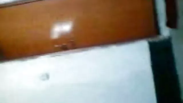 गर्म अश्लील कोई पंजीकरण  परिपक्व माँ बड़े स्तन इंग्लिश सेक्सी मूवी पिक्चर