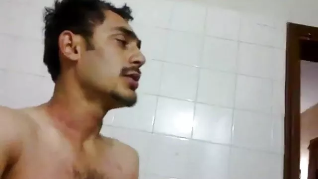 गर्म अश्लील कोई पंजीकरण  चूसने सेक्सी मूवी वीडियो में दिखाएं मुर्गा और क्रीमयुक्त पालक