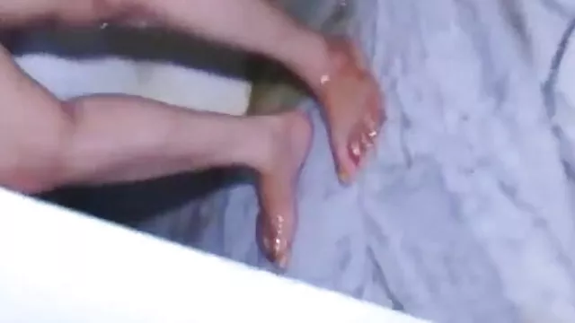 गर्म अश्लील कोई पंजीकरण  परिपक्व रेड इंडियन माँ खिलौने के साथ ब्लू सेक्सी पिक्चर मूवी खेलता है